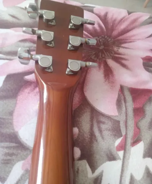 Guitare Acoustique lenson