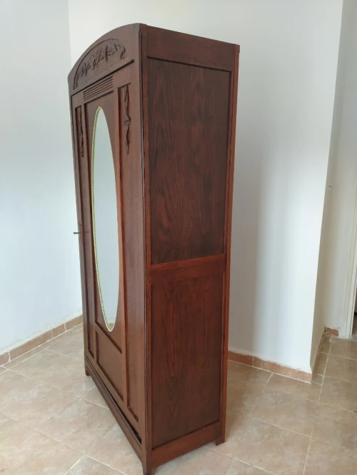 Armoire rustique ancien modèle 