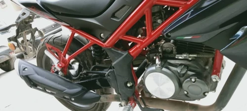 Benelli 150 tnt 2021