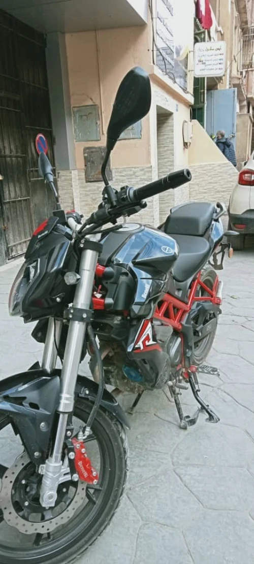 Benelli 150 tnt 2021