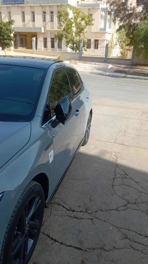 Volkswagen Golf 8 2025 R-Line