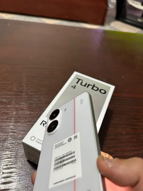 Xiaomi Redmi turbo 4. Laram 12 256 g