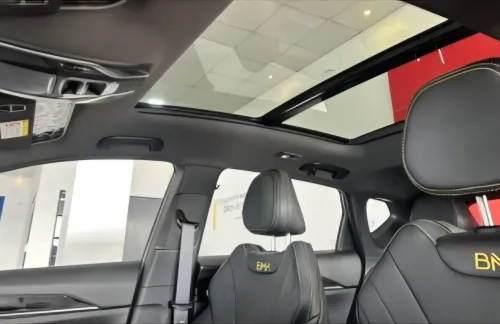 Geely Coolray 2025 Full / rouge