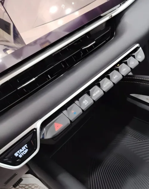 Geely Coolray 2025 Full / rouge