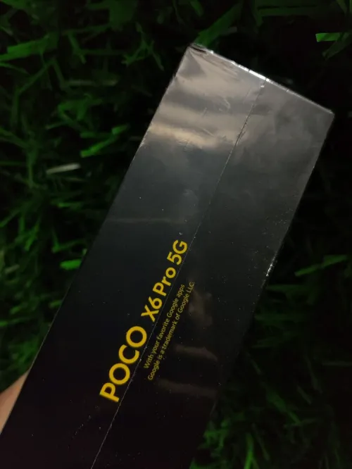 Poco X6 pro 5G 512/12 jamais utilisé Poco X6 pro 5G