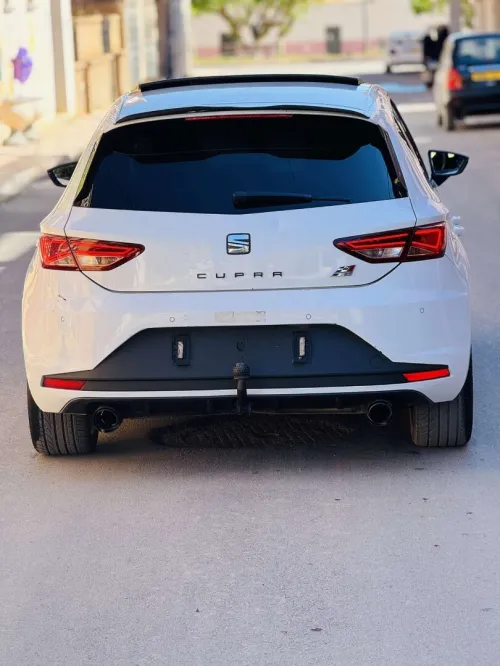 Seat Cupra  2016 Cupra R