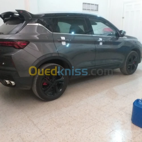 Geely CooIray 2024 