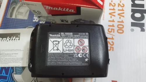 Batterie Makita d'origine 18V 5Ah BL1850B 197280-8 Neuve