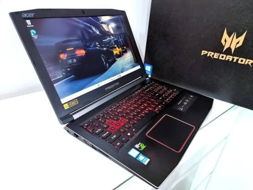 LAPTOP ACER PREDATOR HELIOS 300 RAM 16BG 128GB SSD 1TB HDD