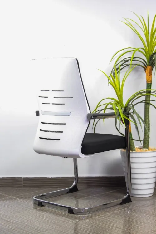 CHAISE VISITEUR CONFORTABLE