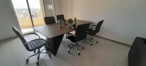TABLE DE REUNION DIFFERENT DIMENSION 