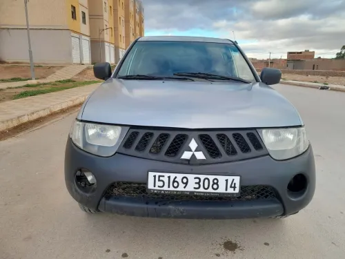 Mitsubishi L200 2008 Doube cabine Evolution