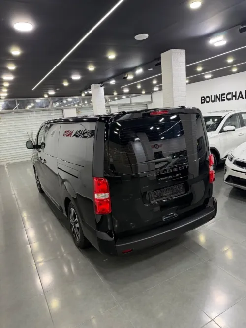 Peugeot Traveller 2025 Business Pack