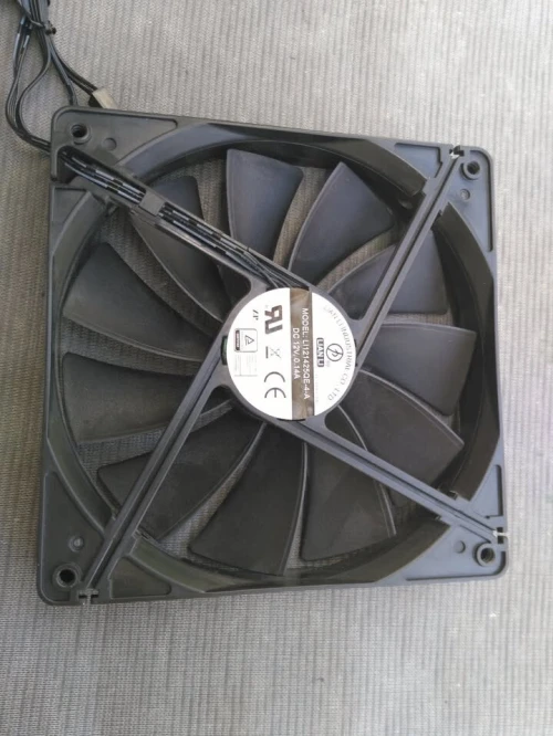 VENTILATEURS PC 120MM+140MM LIAN LI