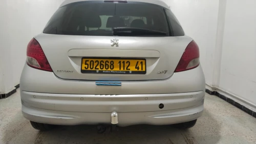 Peugeot 207 2012 Fennec