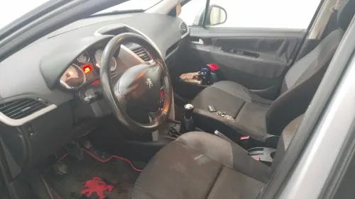 Peugeot 207 2012 Fennec