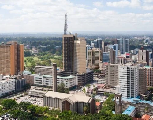  SAFARI DE LUXE AU KENYA  10 JOURS / 9 NUITS PRIX A PARTIR 354 999 DZD PAR PERSONNE 