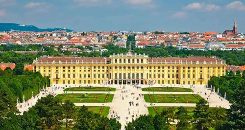 Circuit de 07 jours  Prague , Munich et Autriche le prix est a partir de 360 000 DA par personne