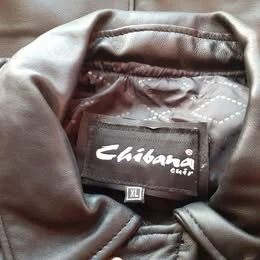 Vest cuire noir  shibana   taille    XL  bon qualitè