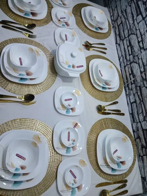 Service A Table 32 Piece Motif 2