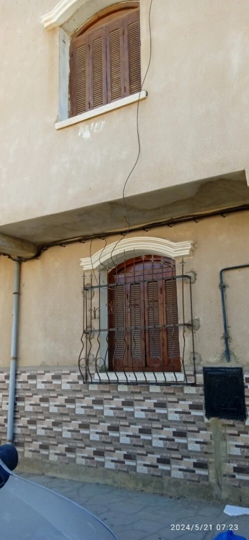 Vente Appartement Niveau de villa F3 Chlef Tenes