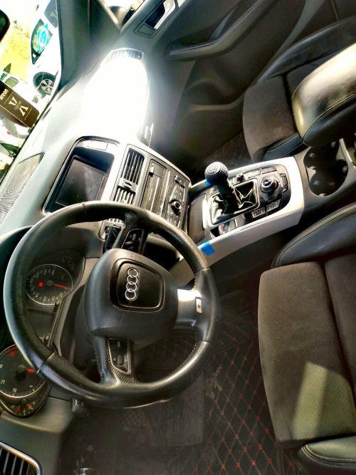 Audi Q5 2011 S Line Pack Tech