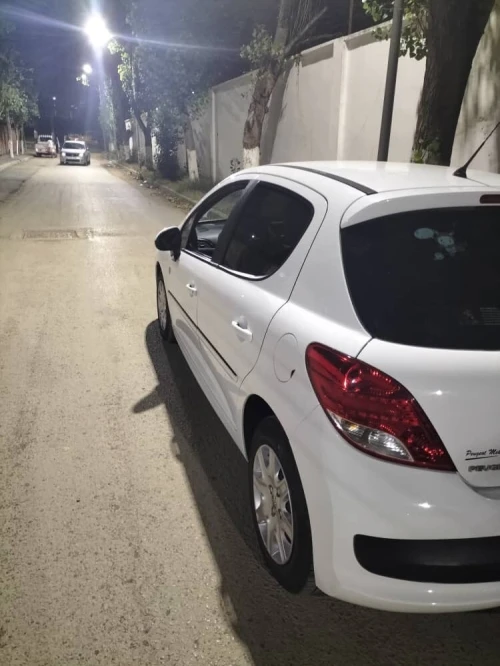 Peugeot 207 plus 2013 207 plus