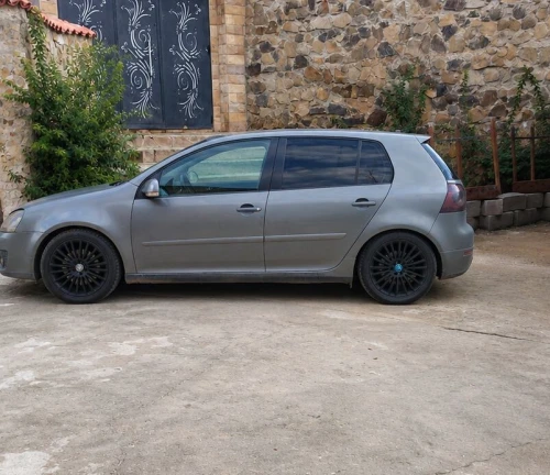 Volkswagen Golf 5 2003 