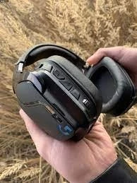 Logitech G935 Lightsync casque gaming sans fil micro intégré RGB audio immersif PC et consoles