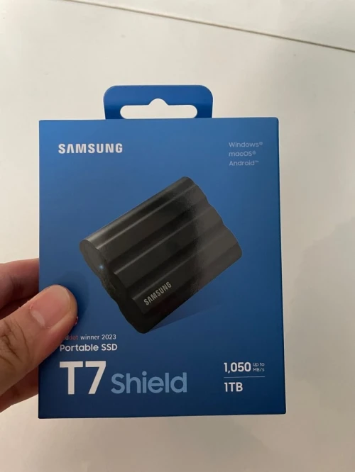 ssd externe sansung t7 shield 1 to ultra rapide tres resistant