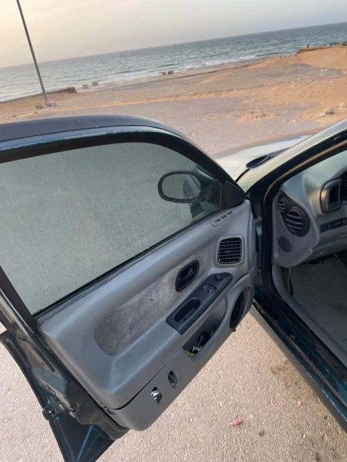 Renault Laguna 1 1997 Laguna 1
