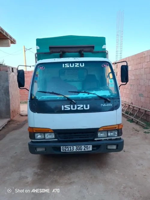 Isuzu Isuzu plateau 2000