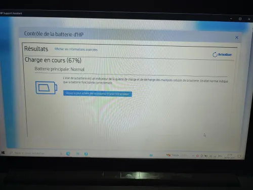HP 255 G7 NOTEBOOK petite fissure dans le coté