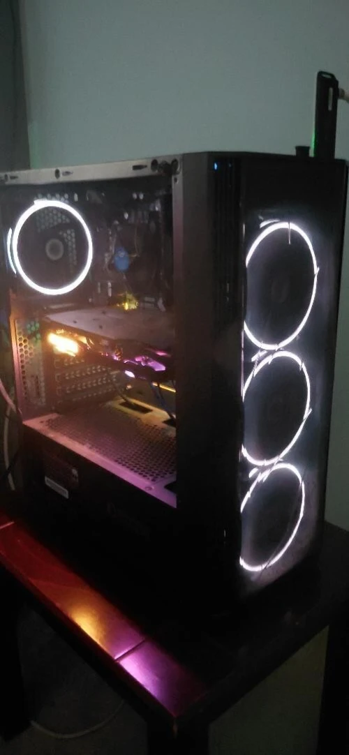 Pc gamer Gtx 1660 ti / i5 7400 / 16 gb ddr4 / 2to hdd / 120 go ssd sata / 650w 80+ gold