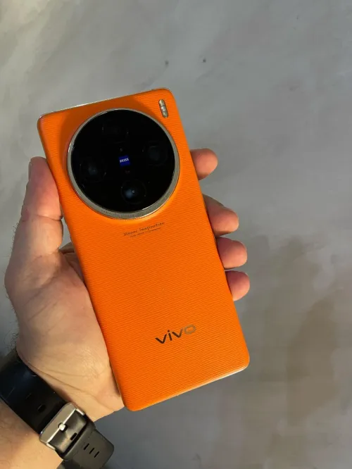 Vivo X100 pro