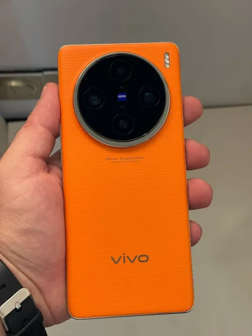 Vivo X100 pro