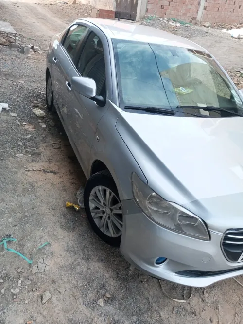 Peugeot 301 2014 Allure