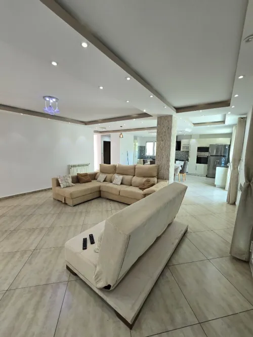 Location Appartement F4 Alger Hydra