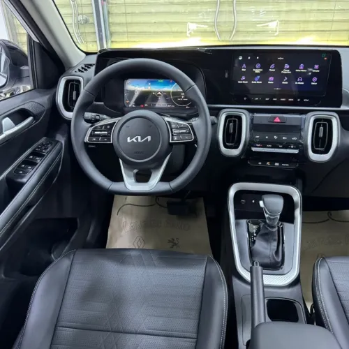 Kia Sonet 2025 Luxury