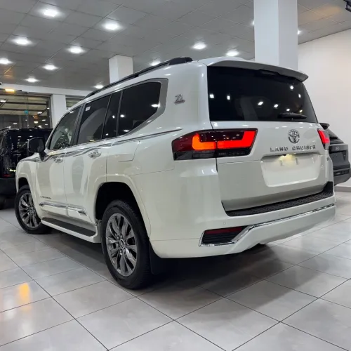 Toyota Land Cruiser  2025 VXR