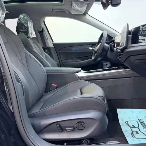 Volkswagen Passat 2025 Pro