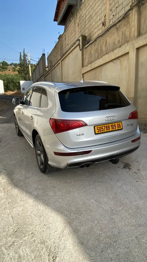Audi Q5 2009 S Line Pack Tech