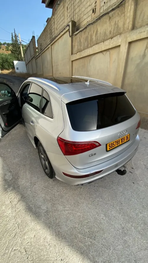 Audi Q5 2009 S Line Pack Tech
