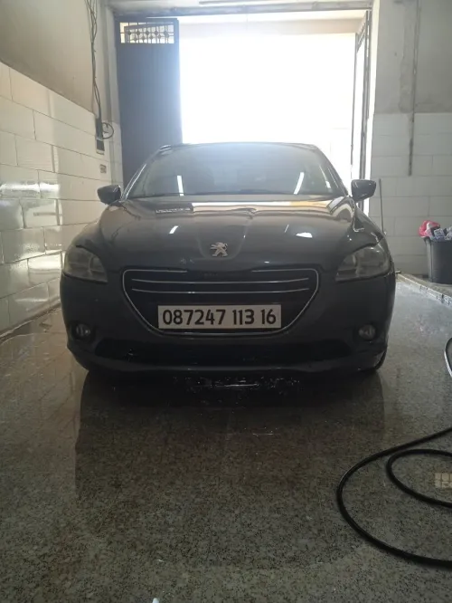 Peugeot 301 2013 Allure