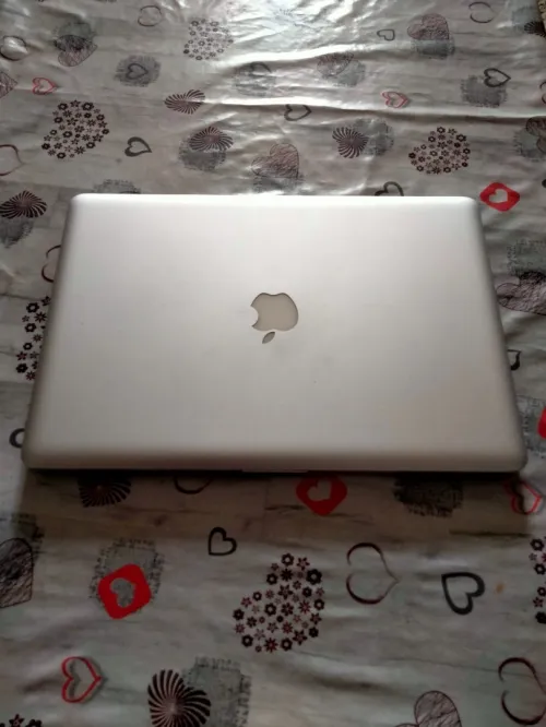 MacBook pro 2011 15" i7