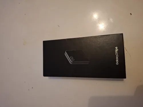 Samsung galaxy Flip Z6