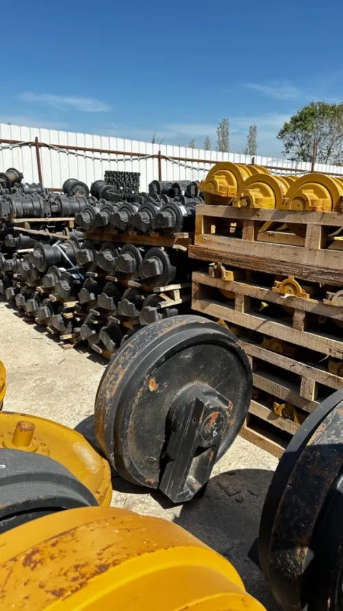 CATERPILLAR pièces de rechange 2016