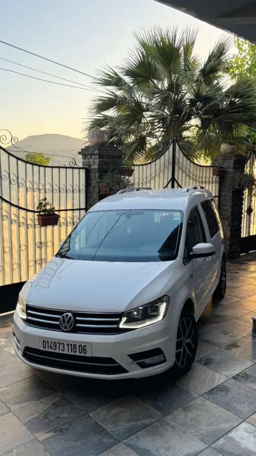 Volkswagen Caddy 2018 Highline