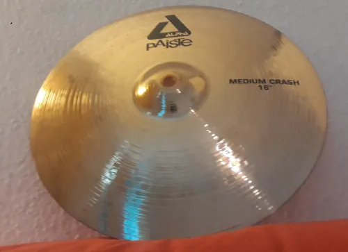 À VENDRE Cymbale Paiste Alpha Medium Crash 16 Pouces