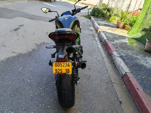 Kawasaki Z900 2025